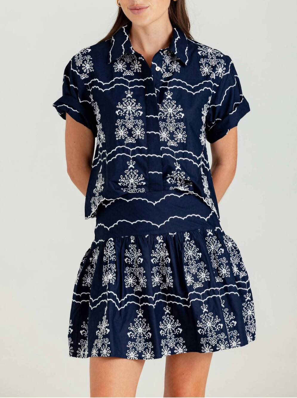 NEW SUNDAYS clifton shirt in navy/whisper